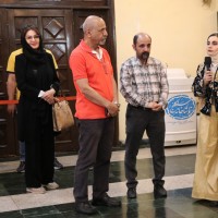 نمایش جعفرخان از فرنگ برگشته | شمع شب چراغ نمایش جعفرخان از فرنگ برگشته را مریم کاظمی افروخت | عکس